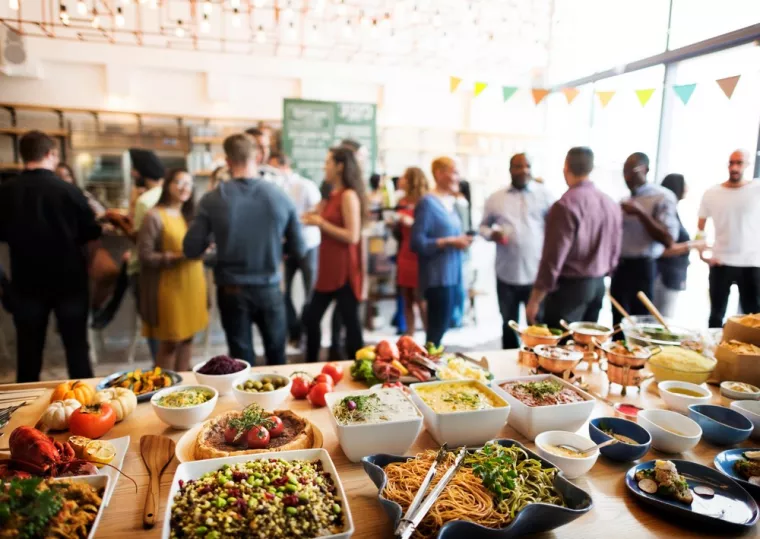 À qui s'adresser pour faire un repas sur mesure pour un anniversaire de mariage ?, Béziers, Vatou Traiteur
